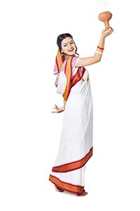 Bengali Woman Dhunuchi Dance