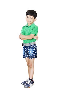 1 Person Only ; Arms Crossed ; Boys ; Casual Cloth