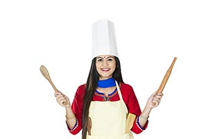 1 Person Only ; 25-30 Years ; Adult Woman ; Apron 