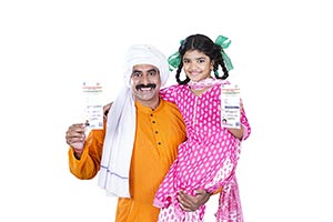 2 People ; 40-50 Years ; Aadhaar Card ; Adult Man 