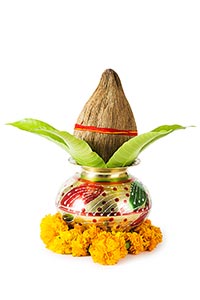 Aarti ; Arranging ; Celebrations ; Ceremony ; Clos