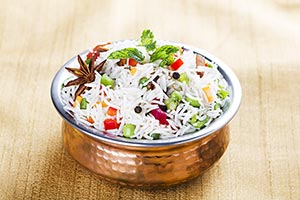 Bowl ; Close-Up ; Color Image ; Colored Background