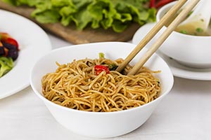 Arranging ; Bowl ; Chinese ; Chopsticks ; Close-Up