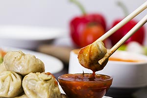 Arranging ; Bowl ; Chinese ; Chopsticks ; Chutney 