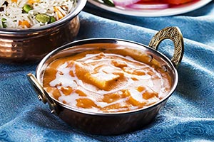 Arranging ; Bowl ; Cheese ; Close-Up ; Color Image