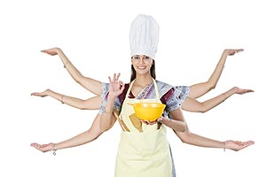 1 Person Only ; 30-40 Years ; Adult Woman ; Apron 