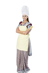 1 Person Only ; 30-40 Years ; Adult Woman ; Apron 