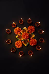 Abundance ; Arranging ; Black Background ; Burning