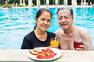 2 People ; 50-60 Years ; Active ; Adult Man ; Adul